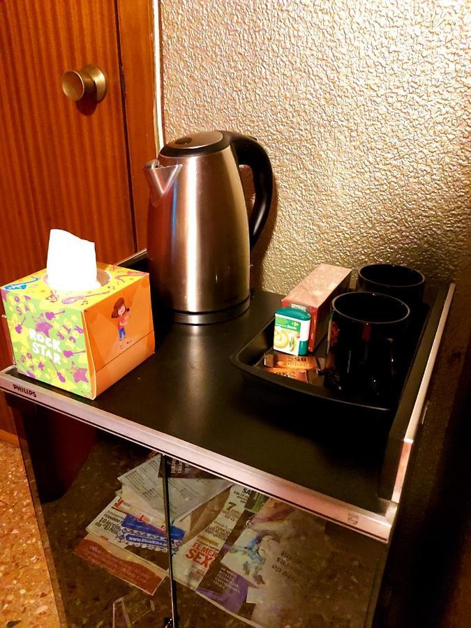 Alicante Room And Gayfriendly Bagian luar foto